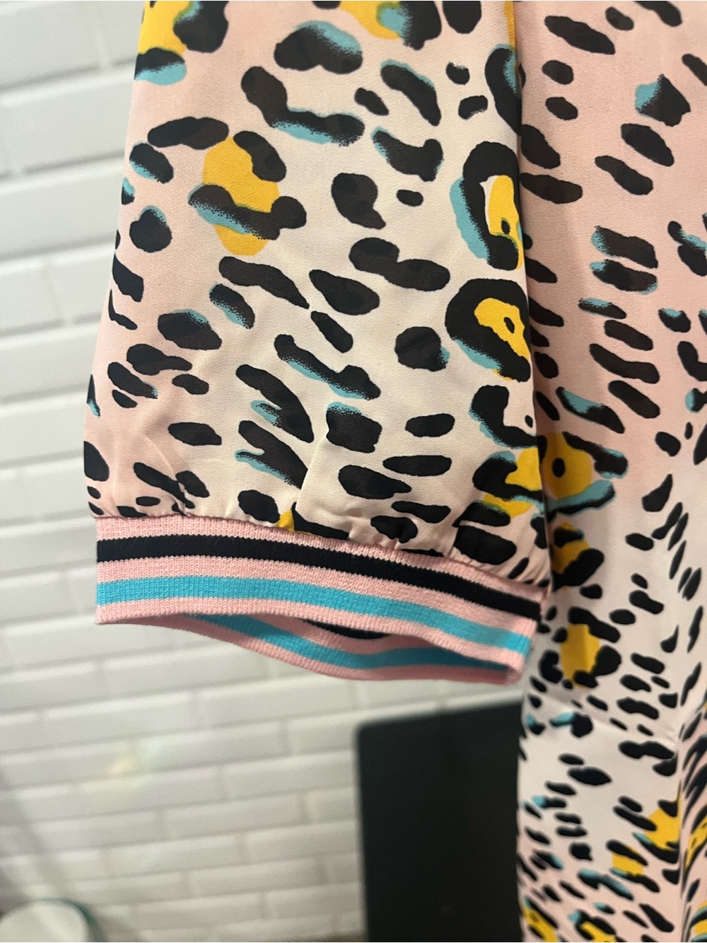 NWT A.Z.I Striped-Trim Pink Animal Print Short Sleeve Top - Picture 2 of 7